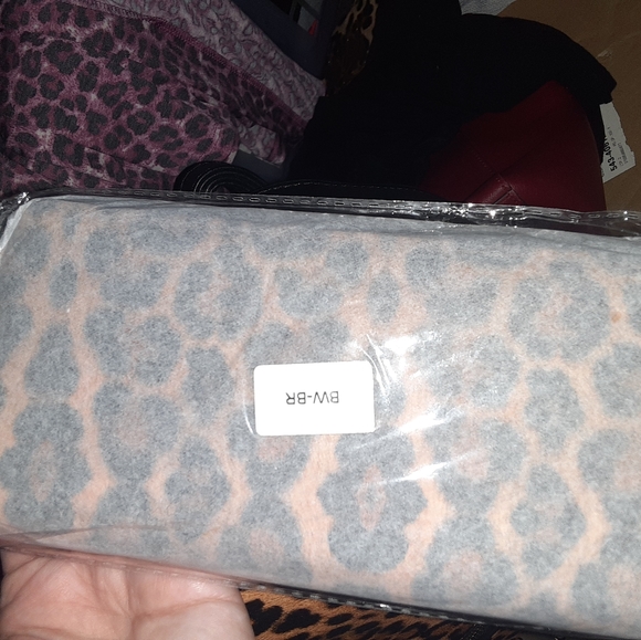 Leopard backpack - Picture 4 of 4